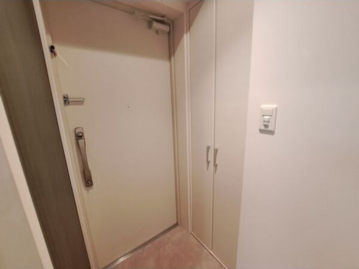 Dolce Vita 武庫之荘の玄関