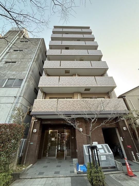 レフィナード西台の外観