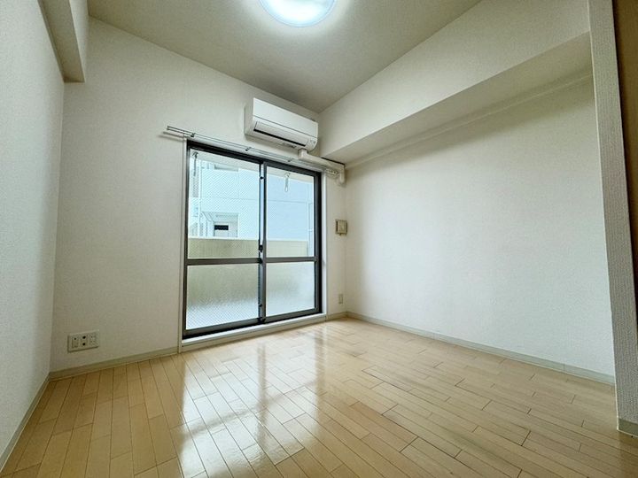 SWISS立花の居間