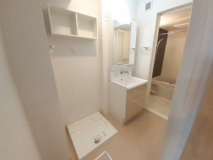 ハイツ ユベーレンの内装