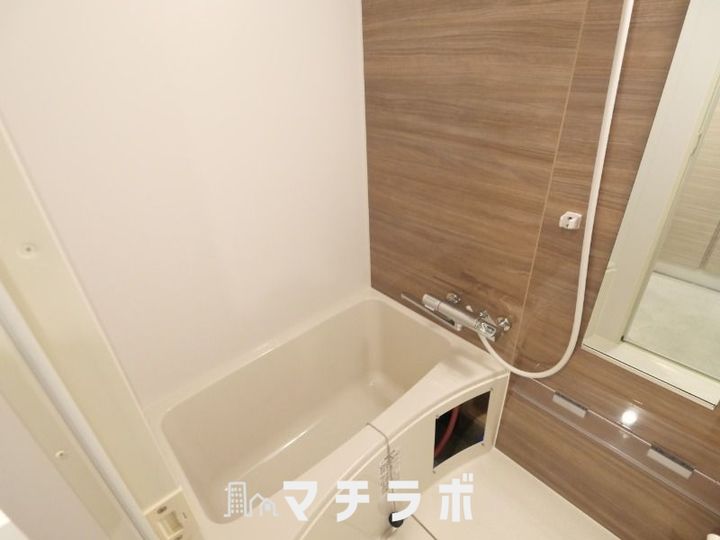 ブランシエスタ金山北1104の風呂