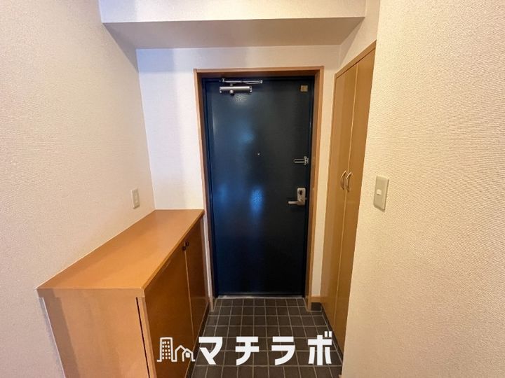 愛知県名古屋市中川区八熊1丁目(マンション)の賃貸物件の玄関