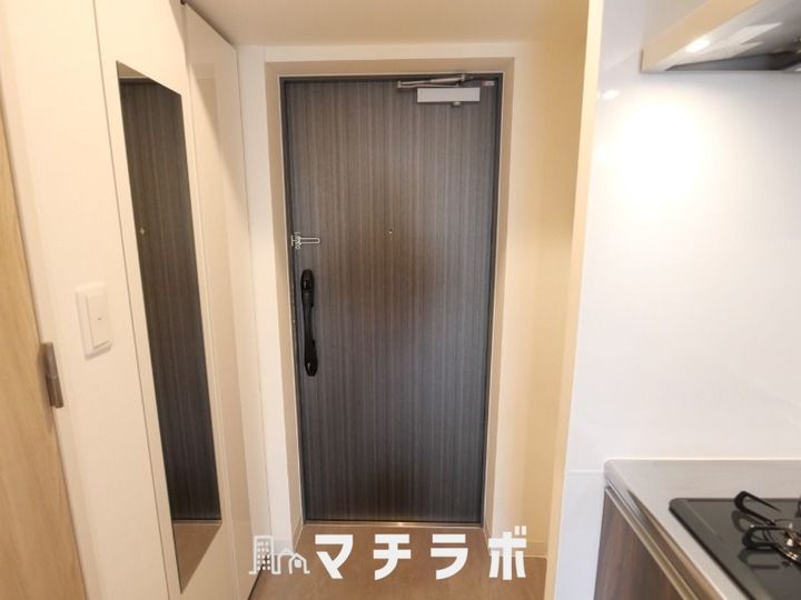 パルティール大曽根アネックスの玄関