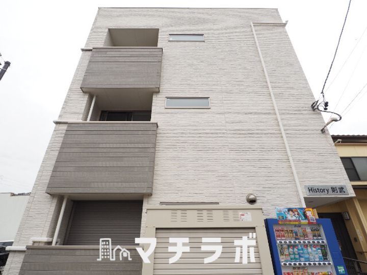History則武(旧グランレーヴ則武)の外観