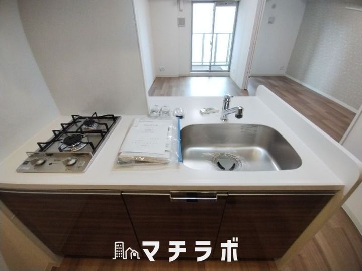 プレサンス丸の内リラティ1101号室のキッチン