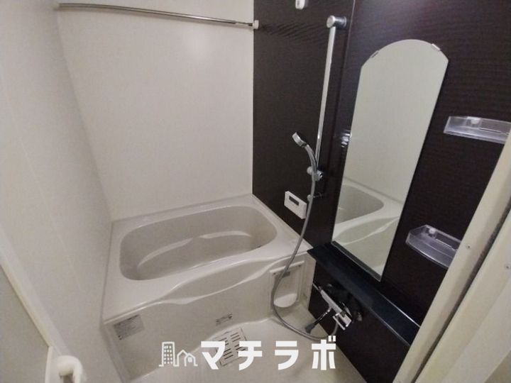 プレサンス丸の内リラティ1101号室の風呂