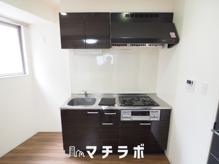 ネクサスサクラ605のキッチン