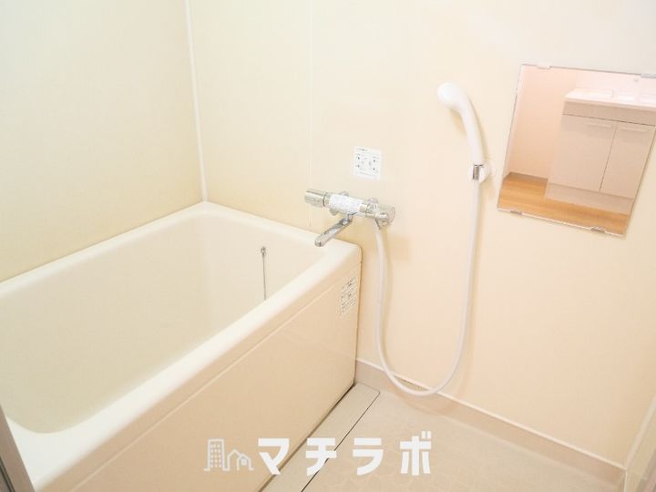 愛知県名古屋市北区山田2丁目(マンション)の賃貸物件302の風呂