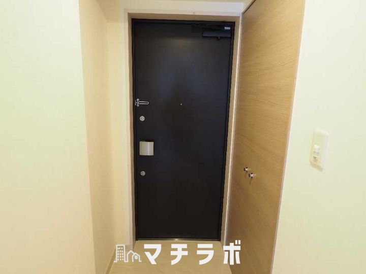 愛知県名古屋市中区丸の内3丁目(マンション)の賃貸物件405の玄関
