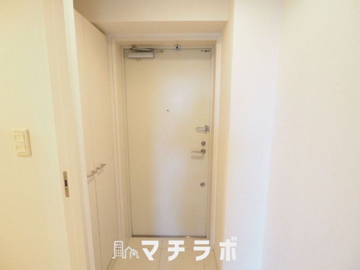 KDX千早レジデンス1004の玄関