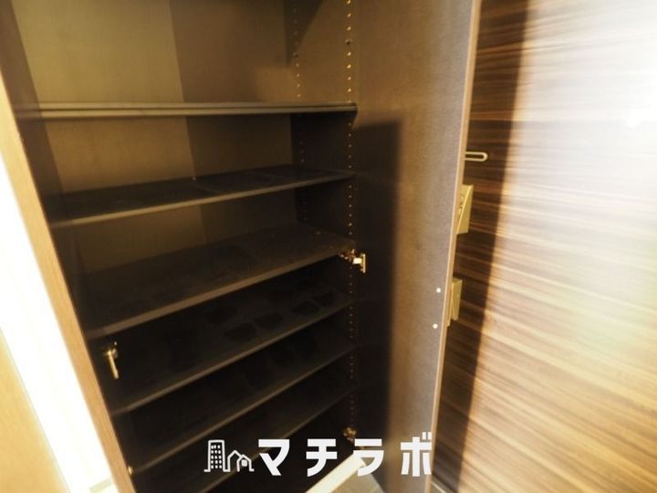 Primal千種lunoの玄関