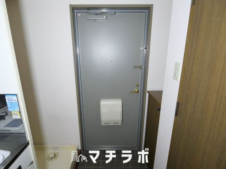 シティライフ田代101の玄関