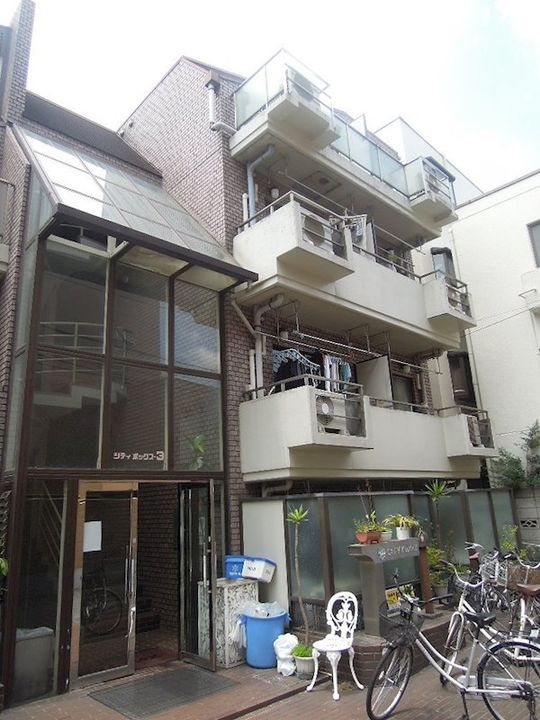 東京都大田区蒲田3丁目の賃貸マンションの外観