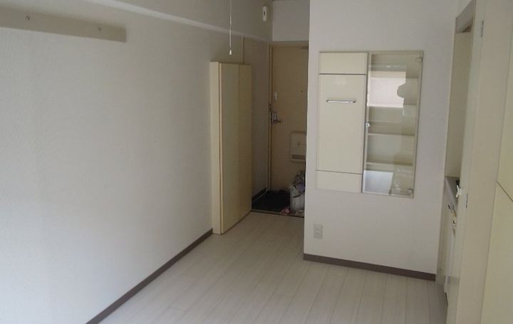 東京都大田区蒲田3丁目の賃貸マンションの居間