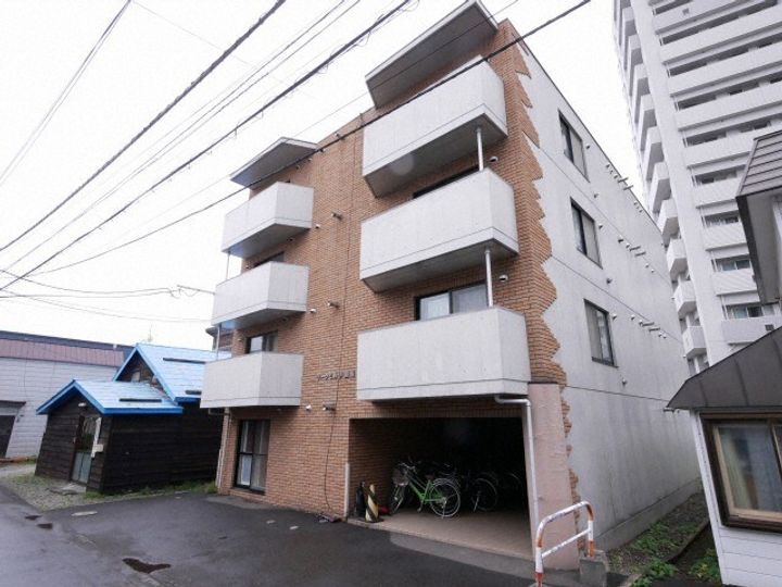 北海道札幌市豊平区豊平八条8丁目(マンション)の賃貸物件101の外観