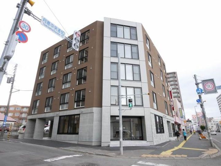 北海道札幌市豊平区月寒中央通9丁目(マンション)の賃貸物件402の外観