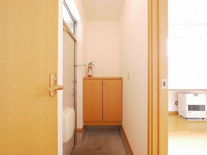 北海道札幌市南区石山一条5丁目(アパート)の賃貸物件102の玄関