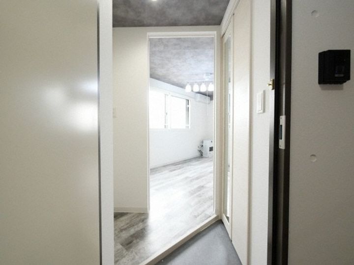 北海道札幌市厚別区厚別東三条3丁目(マンション)の賃貸物件302の玄関