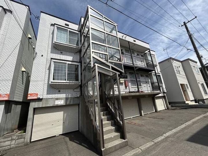 北海道札幌市東区北十二条東12丁目(アパート)の賃貸物件7の外観