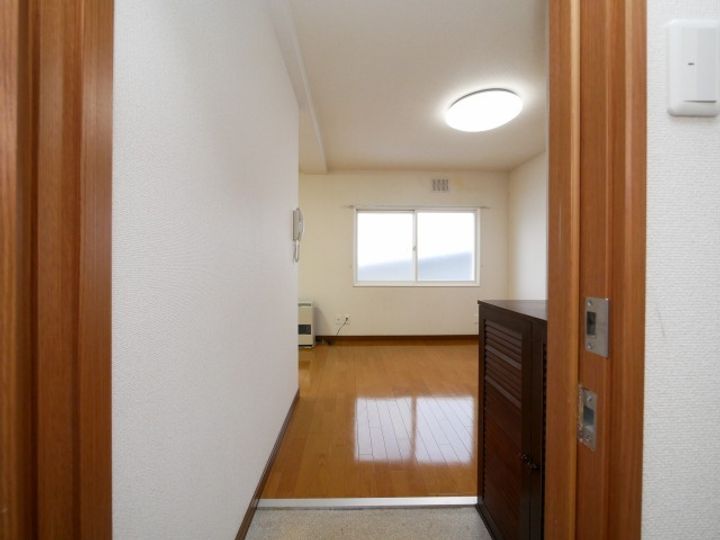 北海道札幌市南区真駒内上町5丁目(アパート)の賃貸物件302の玄関