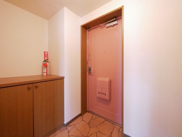 北海道札幌市南区石山東7丁目(マンション)の賃貸物件201の玄関