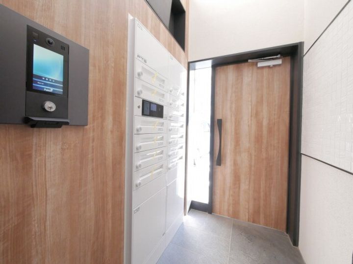 北海道札幌市厚別区大谷地西6丁目(マンション)の賃貸物件203の玄関