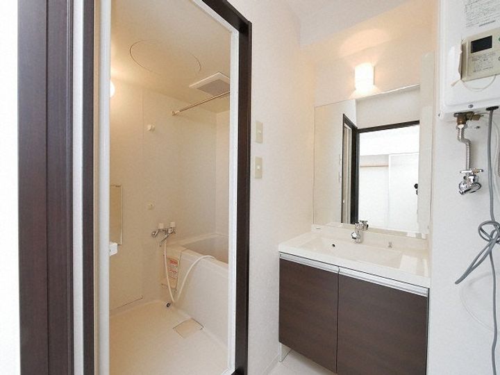 北海道札幌市白石区栄通7丁目(マンション)の賃貸物件402の風呂