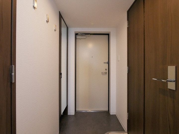 北海道札幌市手稲区曙一条1丁目(マンション)の賃貸物件302の玄関