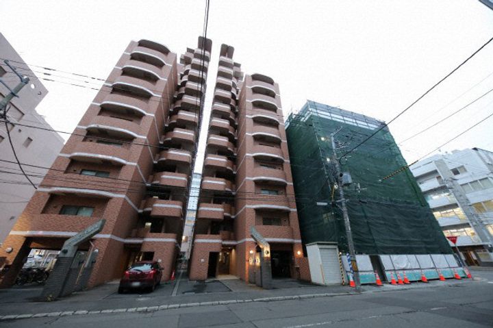 北海道札幌市中央区南一条西11丁目(マンション)の賃貸物件の外観
