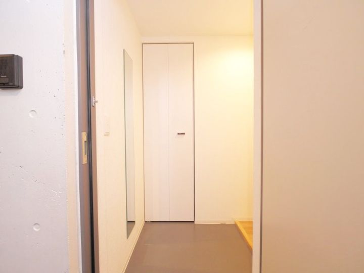 北海道札幌市手稲区手稲本町一条1丁目(マンション)の賃貸物件406の玄関