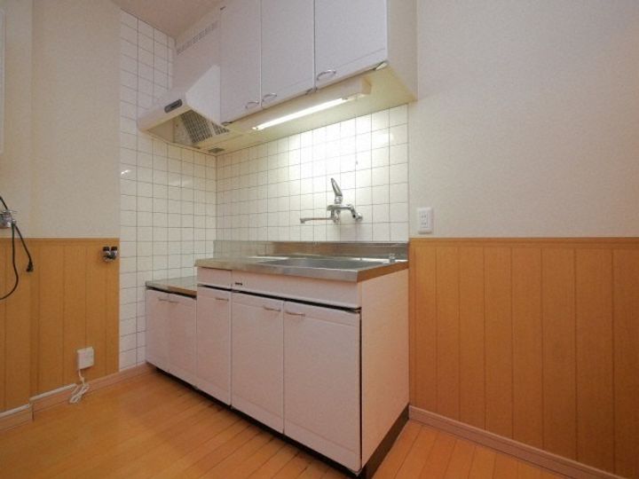 北海道札幌市白石区南郷通7丁目南(アパート)の賃貸物件205のキッチン