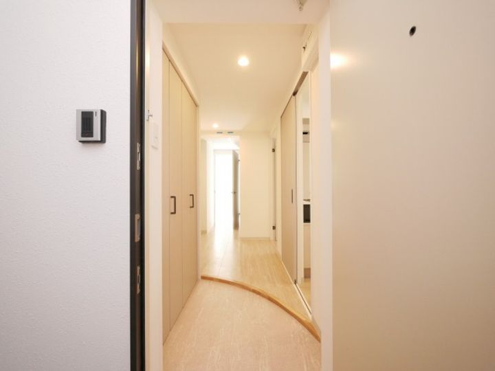 北海道札幌市中央区宮の森三条5丁目(マンション)の賃貸物件205の玄関