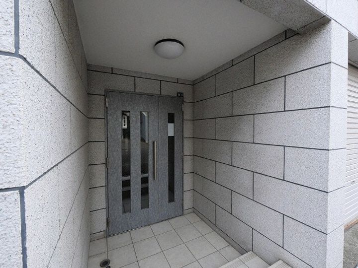 北海道札幌市手稲区前田二条11丁目(アパート)の賃貸物件201の玄関