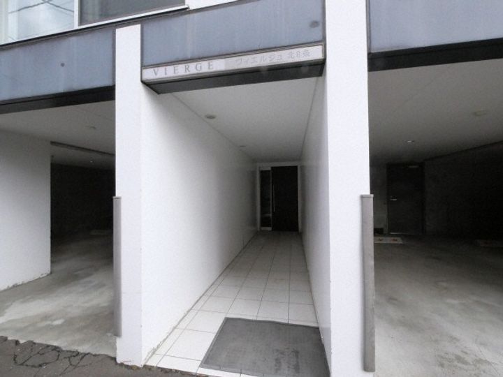 北海道札幌市東区北八条東6丁目(マンション)の賃貸物件302の玄関