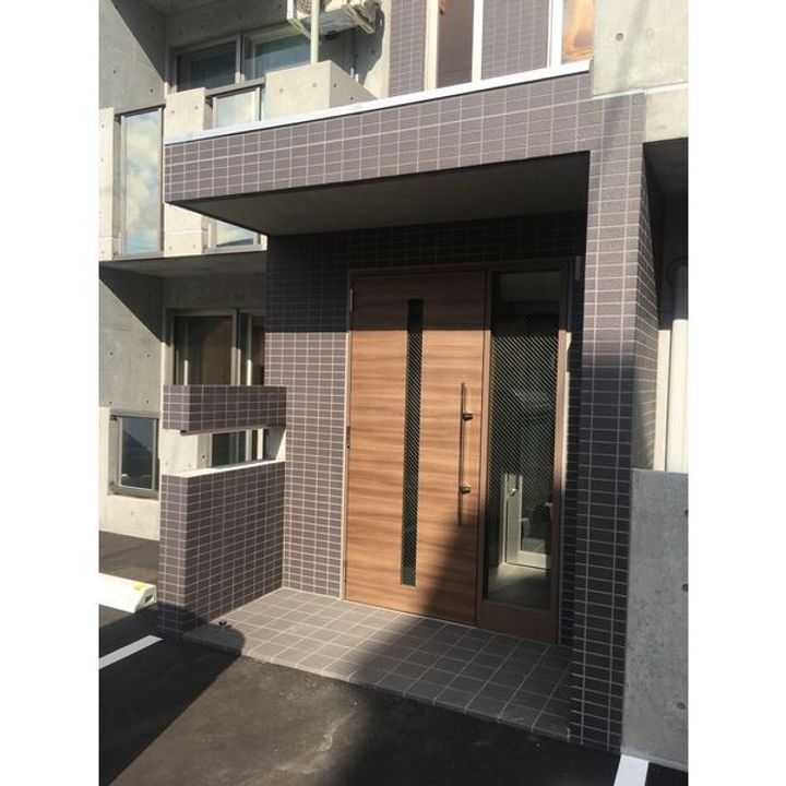 北海道札幌市手稲区前田四条11丁目(マンション)の賃貸物件203の玄関