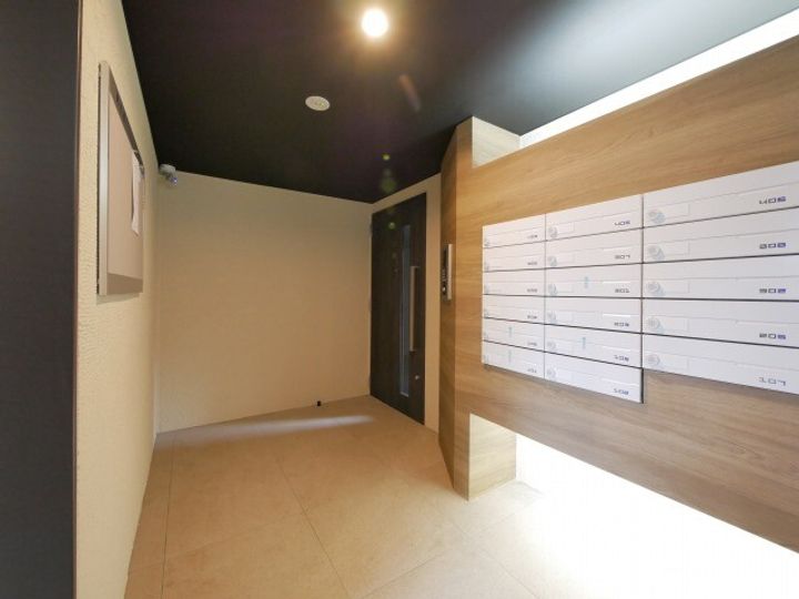 北海道札幌市中央区北八条西24丁目(マンション)の賃貸物件301の玄関