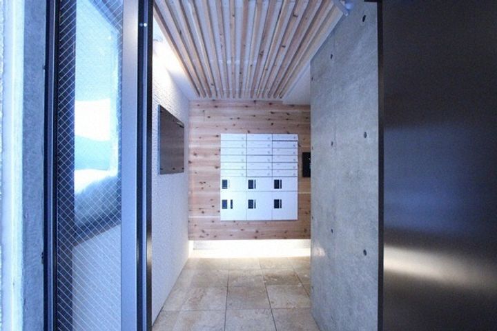 北海道札幌市白石区本郷通9丁目北(マンション)の賃貸物件102の玄関