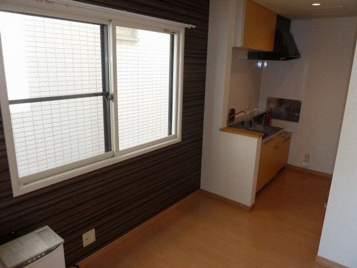 北海道札幌市東区北十六条東7丁目(アパート)の賃貸物件105の内装