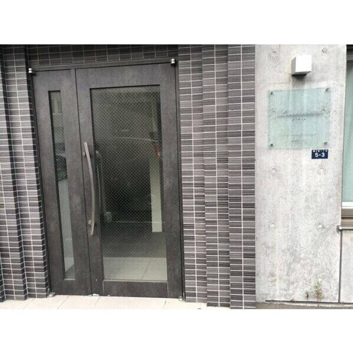 北海道札幌市手稲区曙二条1丁目(マンション)の賃貸物件301の玄関