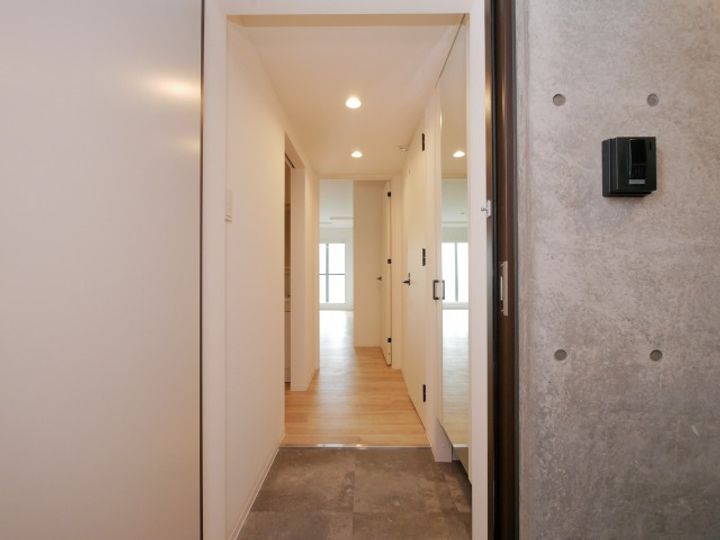 北海道札幌市白石区本郷通8丁目北(マンション)の賃貸物件102の玄関