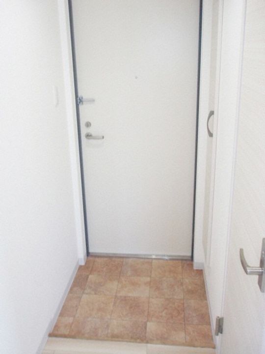 北海道札幌市中央区南五条西24丁目(マンション)の賃貸物件の玄関