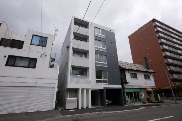 北海道札幌市中央区南十二条西8丁目(マンション)の賃貸物件の外観