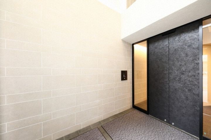 F012KOTONIの玄関