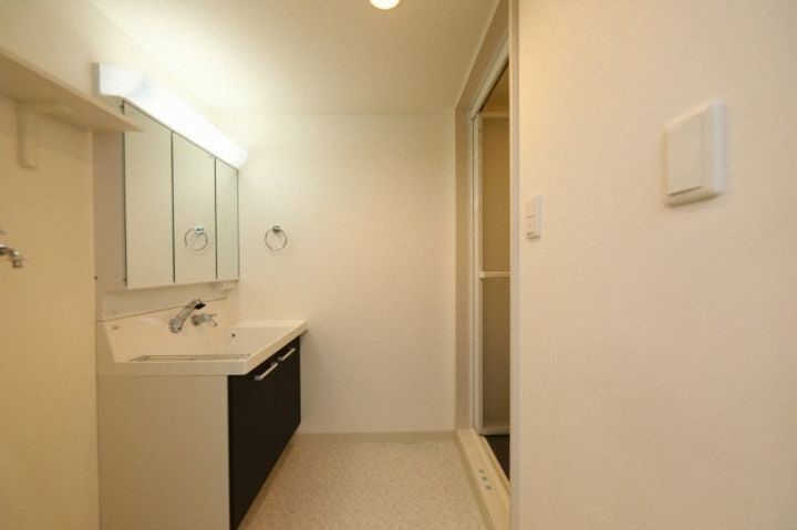 北海道札幌市中央区北一条西22丁目(マンション)の賃貸物件411の風呂