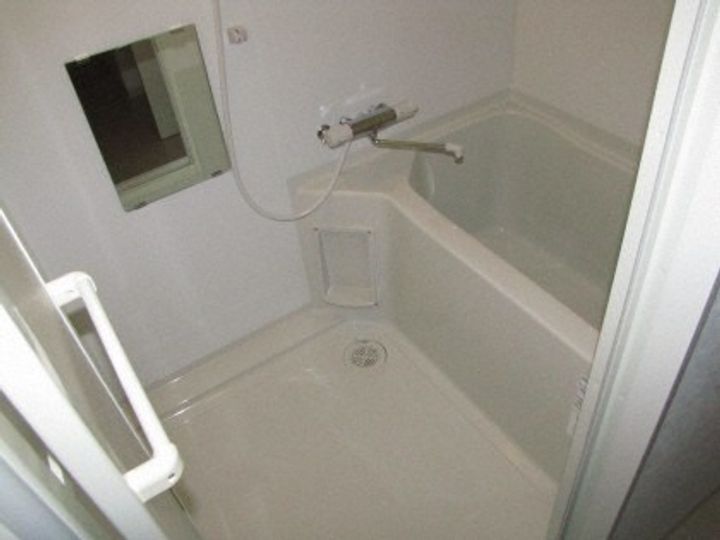 Premiere二十四軒WEST303の風呂