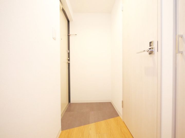 Am building 05506の玄関