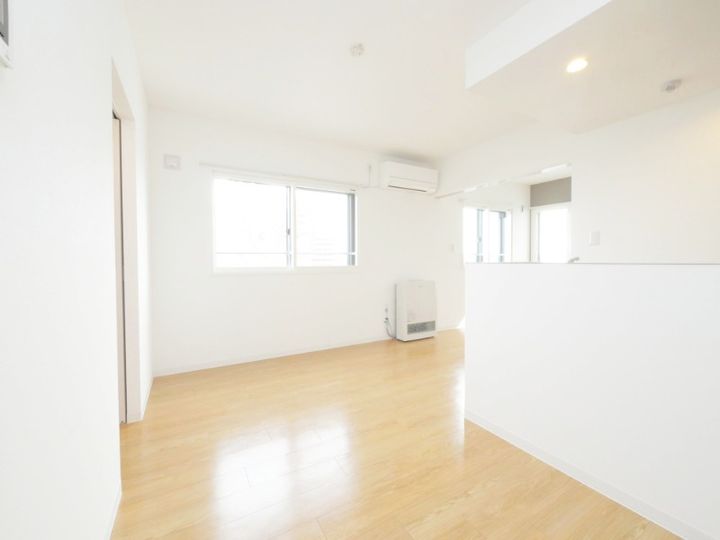 Am building 05506の内装