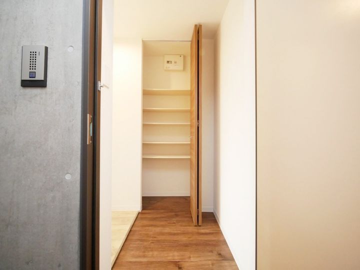 北海道札幌市中央区北七条西21丁目(マンション)の賃貸物件の玄関