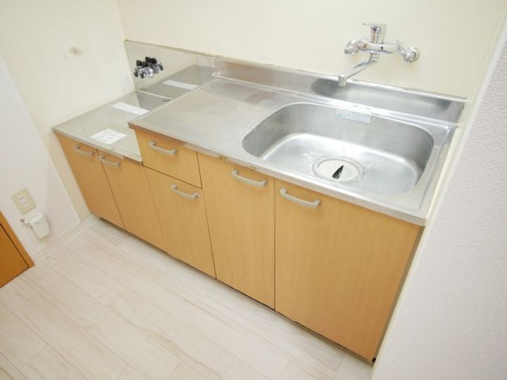 北海道札幌市白石区北郷三条7丁目(マンション)の賃貸物件101のキッチン