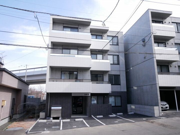 北海道札幌市西区発寒七条10丁目(マンション)の賃貸物件301の外観